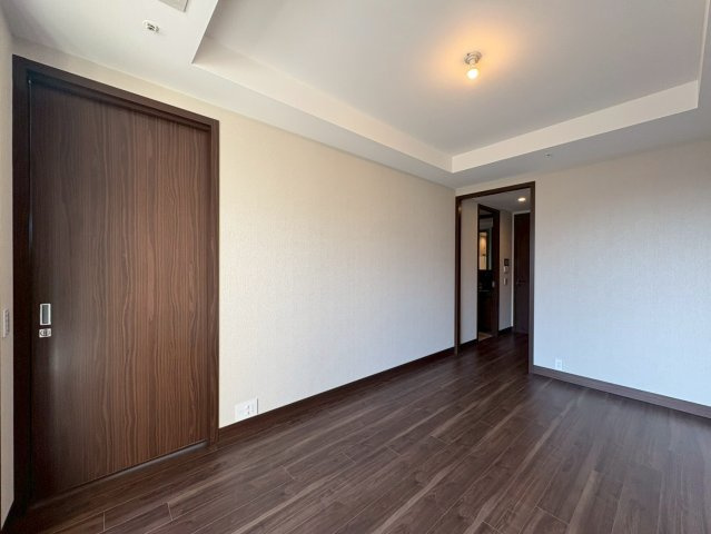 グラングリーン大阪THE NORTH RESIDENCE　扇町小学校の洋室|洋室