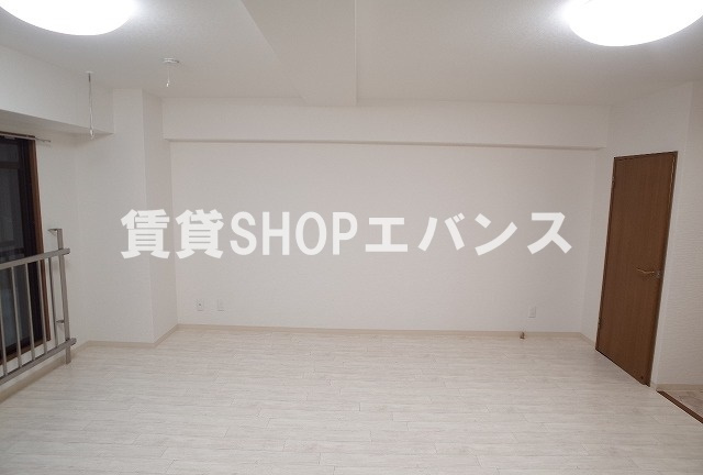  | メイグリーン塚田