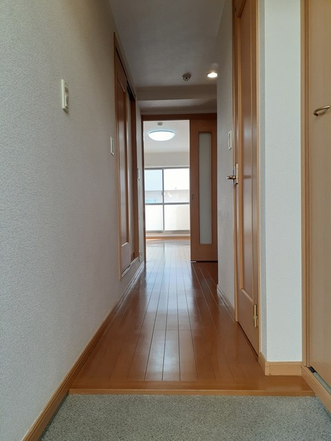 エターナル南与野の玄関