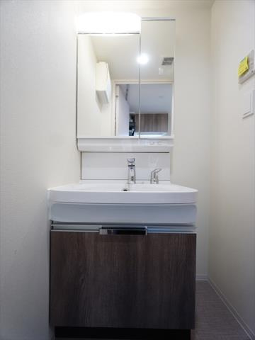 名古屋市千種区今池５丁目の賃貸マンションの独立洗面台