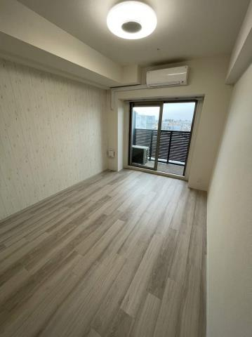 名古屋市千種区今池５丁目の賃貸マンションの居間・リビング