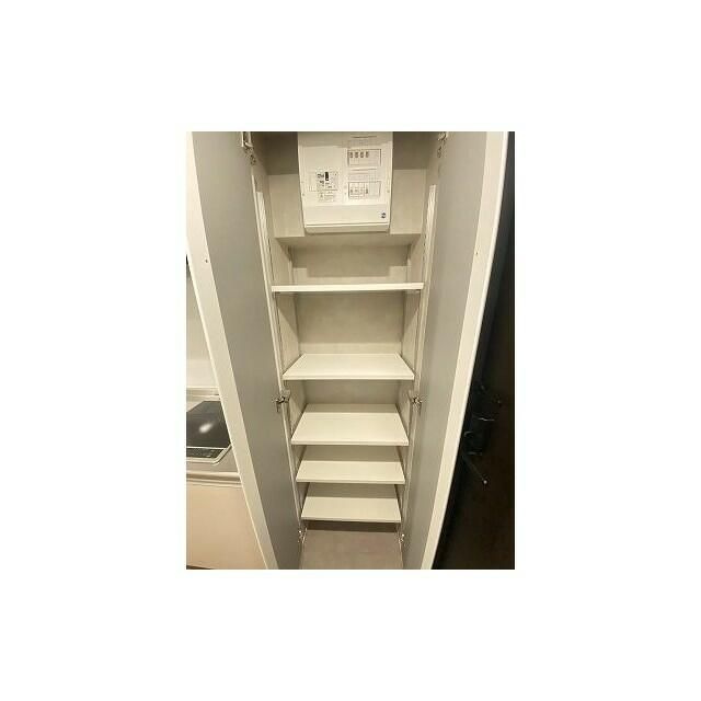 アトリオフラッツ三軒茶屋ノースの収納