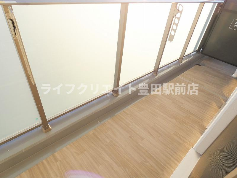 ラグゼナ八王子南町のバルコニー