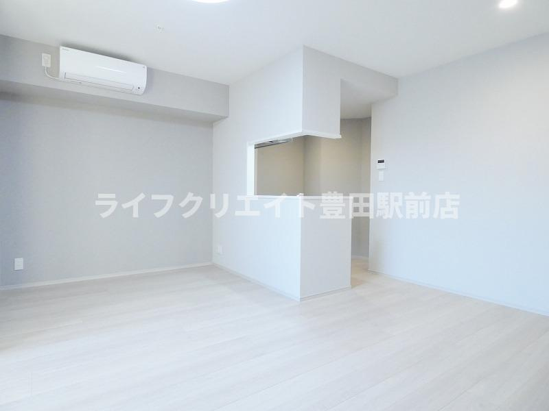 ラグゼナ八王子南町の居間・リビング