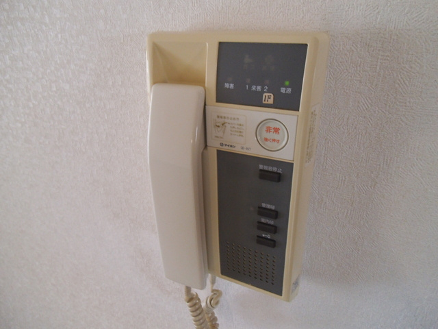 グランドール神谷のセキュリティ|インターホン付きのお部屋です♪