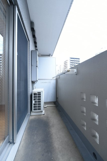 新宿区高田馬場１丁目の賃貸マンションのバルコニー