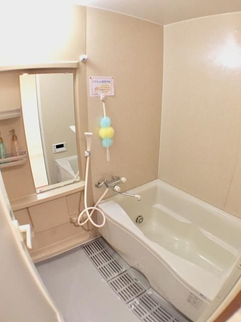 菊田参番館の浴室