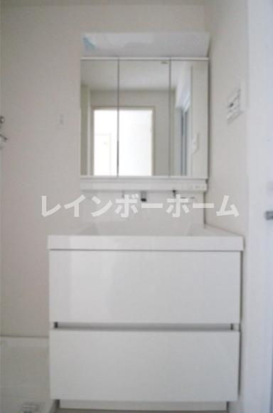 ルーツ新都心の独立洗面台