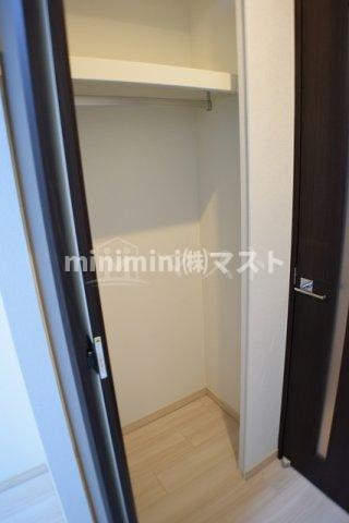 大阪市浪速区塩草３丁目の賃貸マンションの収納