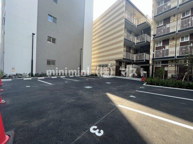 大阪市浪速区敷津東１丁目の賃貸マンションの駐車場
