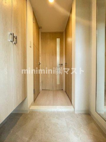 大阪市浪速区敷津東１丁目の賃貸マンションの玄関