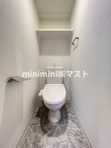 大阪市浪速区浪速東１丁目の賃貸マンションのトイレ