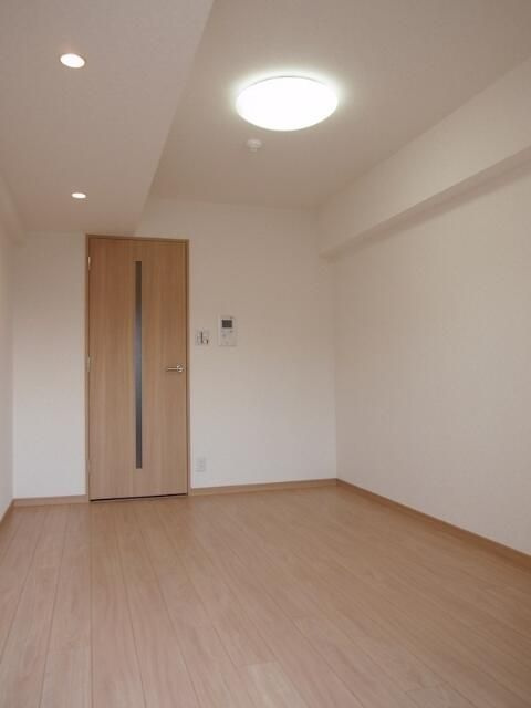 ルーブル西早稲田弐番館の寝室