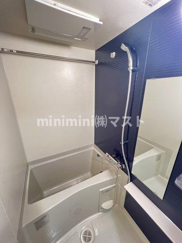 大阪市浪速区桜川４丁目の賃貸マンションの浴室