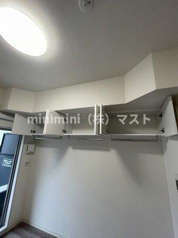 大阪市浪速区桜川４丁目の賃貸マンションの内装