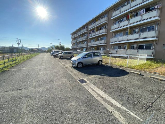 【駐車場】 | ビレッジハウス志方