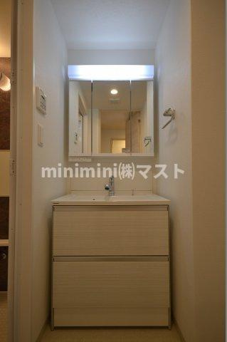 大阪市浪速区元町２丁目の賃貸マンションの洗面所