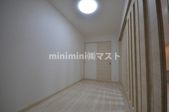 大阪市浪速区元町２丁目の賃貸マンションの洋室