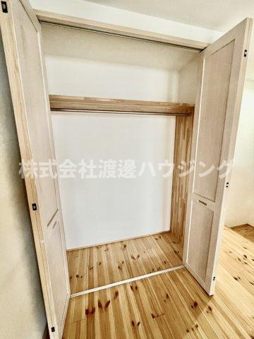 東難波町3丁目貸家の収納
