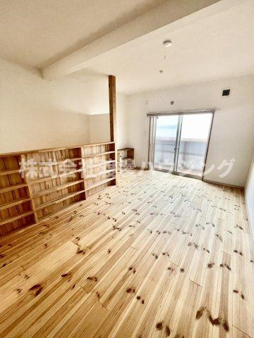 東難波町3丁目貸家の寝室