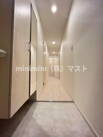 大阪市浪速区浪速西１丁目の賃貸マンションの玄関