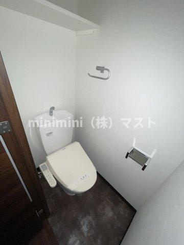 大阪市浪速区元町２丁目の賃貸マンションのトイレ