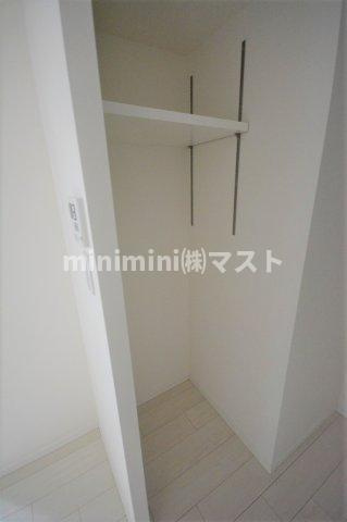 大阪市浪速区元町２丁目の賃貸マンションの収納