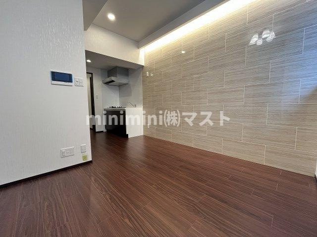 大阪市浪速区稲荷１丁目の賃貸マンションの居間・リビング