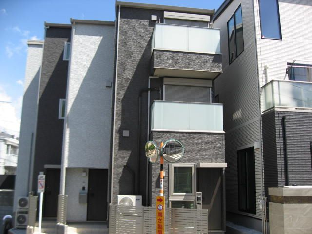 ソレアード北千束の外観
