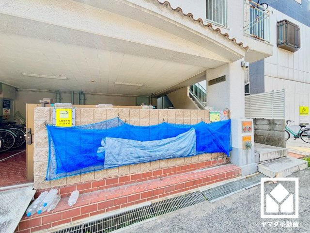 東難波ハイツのその他共用部分|衛生面への配慮もうかがえる、心地よく利用できるごみ置き場です。