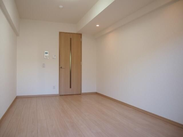 ルーブル桜新町の居間・リビング