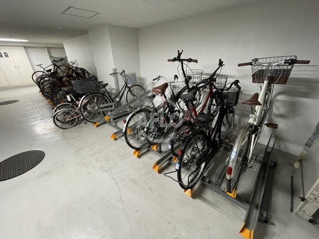 エス・キュート京町堀　西船場小学校のその他共用部分|エス・キュート京町堀(旧プレサンス京町堀サウス)　駐輪場