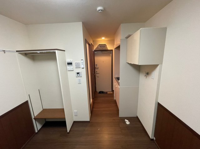アーバンプレイス中野中央Aの居間・リビング|こちらの居間で趣味の時間をお楽しみください