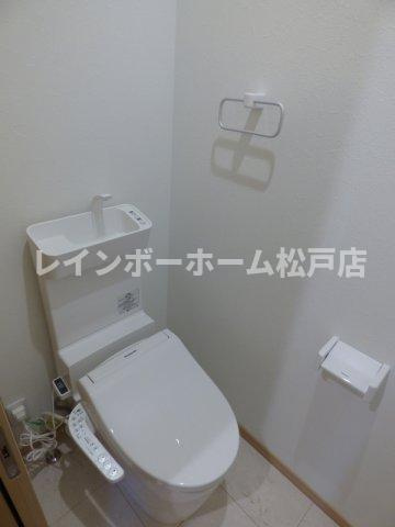 シャイネクス上本郷のトイレ|清潔感のあるトイレです