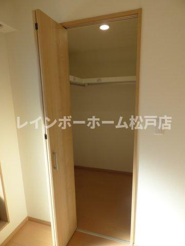 シャイネクス上本郷の収納|収納があります