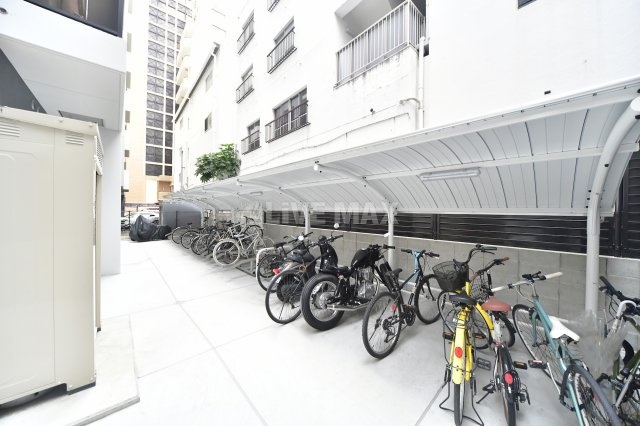 【駐車場】ホルツ博多駅前