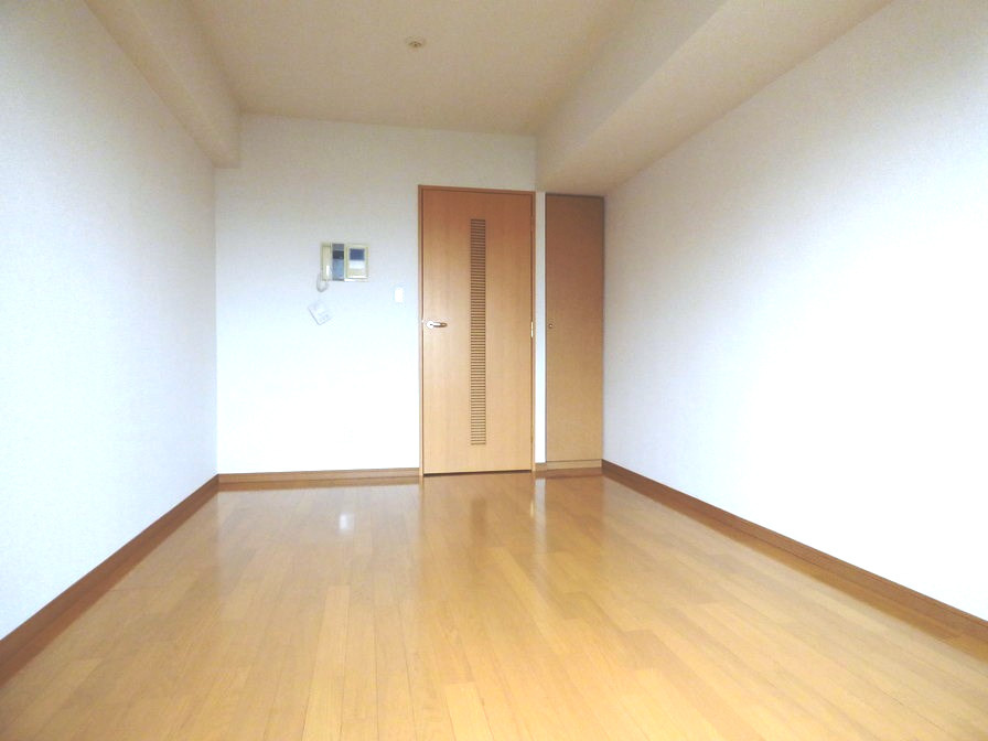 ルーブル多摩川弐番館の居間・リビング