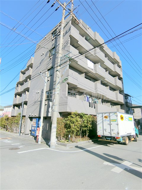 ルーブル多摩川弐番館の外観|2003年11月築　RC鉄筋コンクリート造地上6階建て総戸数53戸
東京都大田区矢口3丁目　東急多摩川線矢口渡徒歩9分