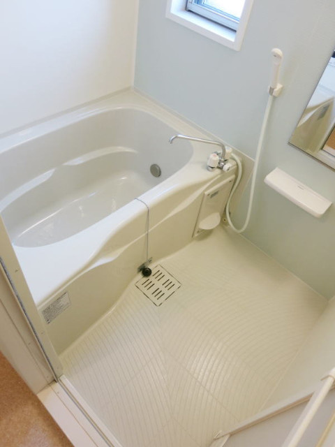 モデッサ２４Wハウス郷前の浴室