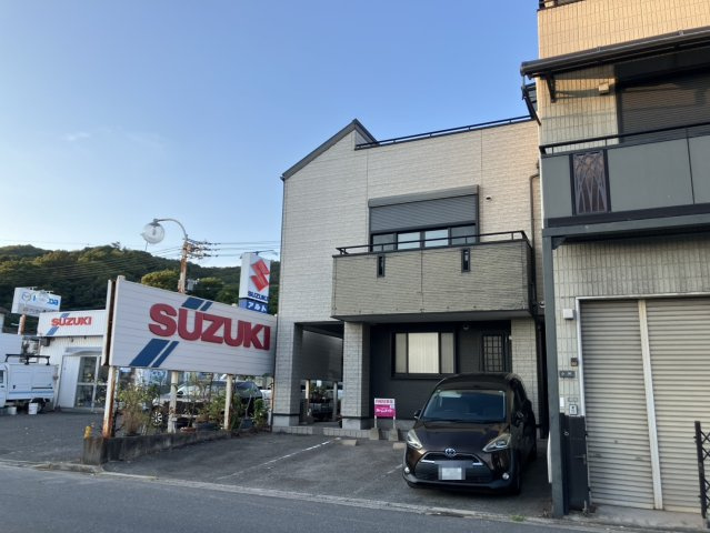 海岸3丁目ガレージ