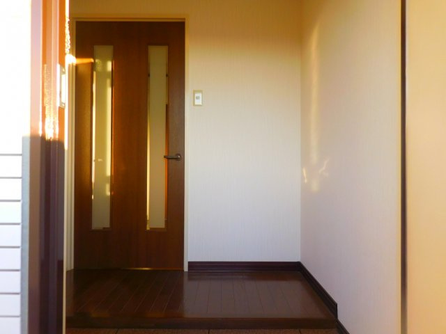 サンローゼMIYATAの玄関