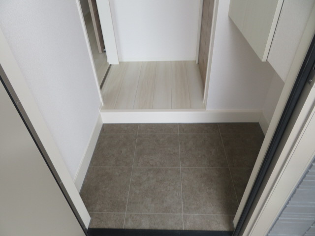 モアナ A棟の玄関