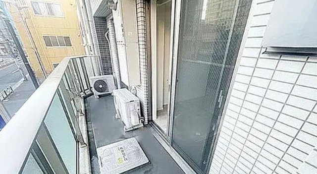 ミルーナヒルズ南千住のバルコニー