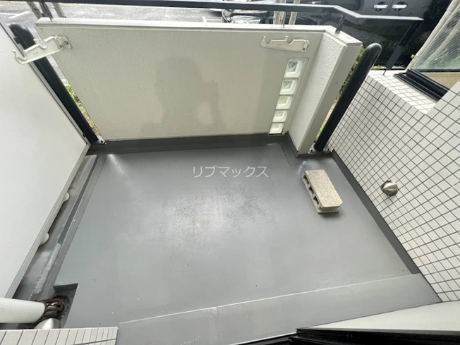 【バルコニー】