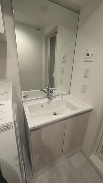 サードリハイツ本館の洗面所