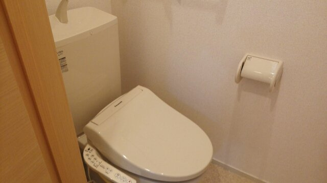 【トイレ】 | ソレイユ　アルカンシェルＢ | コンパクトで使いやすいトイレです