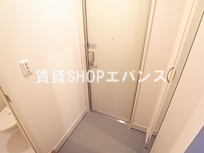 【玄関】 | 薬円台壱番館C | 玄関です