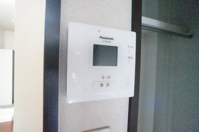 グレースフル長岡京のセキュリティ|モニター付きインターホン