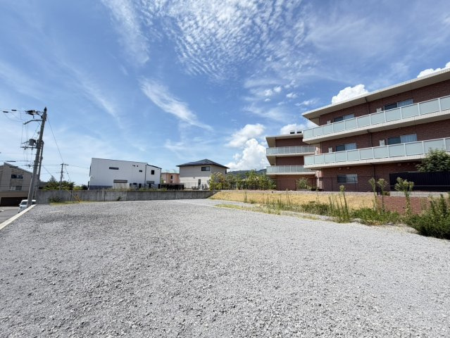 高塚町土地の外観