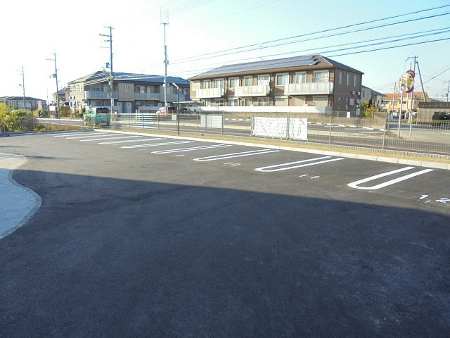 レスポワールの駐車場